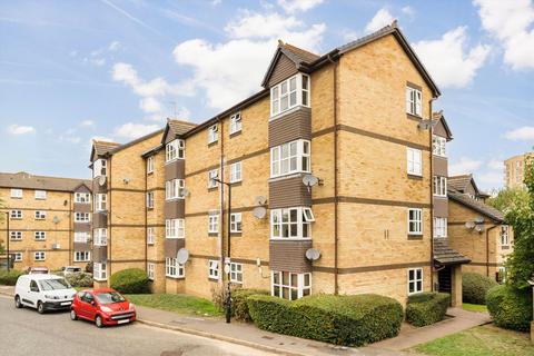 1 bedroom flat to rent, Stubbs Drive, London SE16