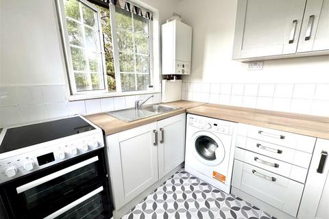 undefined, Three Corners, Barnehurst DA7