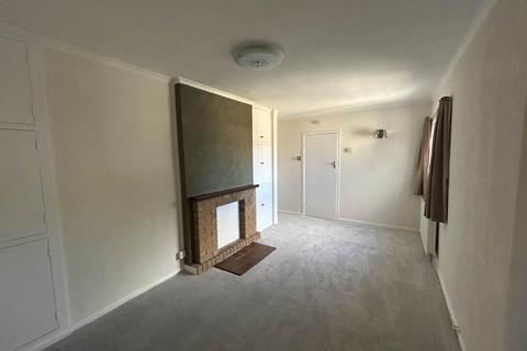 3 bedroom semi-detached house to rent, Heol Y Maes, Carmarthenshire SA40