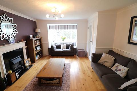 4 bedroom detached house for sale, The Lawns, Stevenage, Hertfordshire, SG2