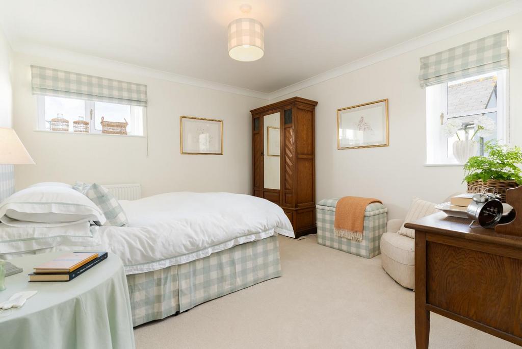 Toad Hall, Llandow-SWPP-HR-56.jpg