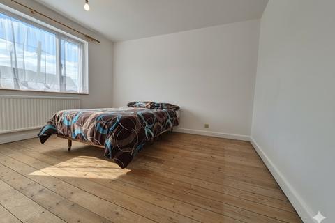 undefined, Wix, Manningtee CO11