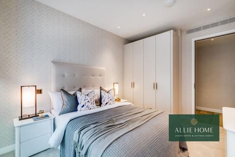 3 bedroom apartment for sale, 6 Carnation Way, London SW8