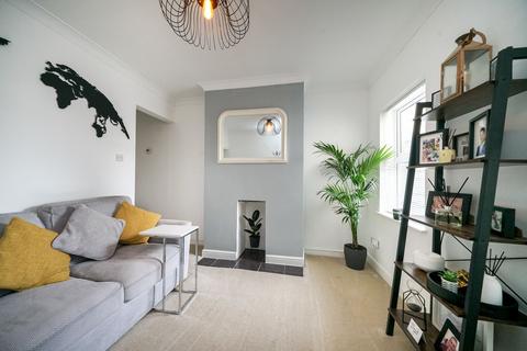 2 bedroom terraced house for sale, Great Northern Road, Dunstable, LU5