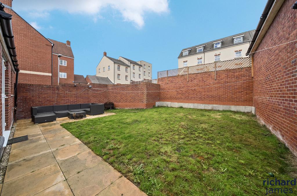 F816d8249c5444aebc5fec744ed8ad37