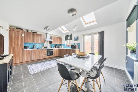 undefined, Cloatley Crescent, Royal Wootton Bassett, Royal Wootton Bassett, SN4
