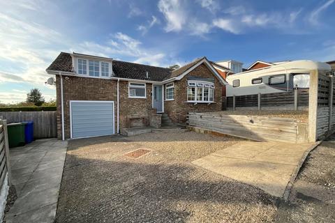 3 bedroom detached bungalow for sale, Lairs Crescent, Snainton, YO13