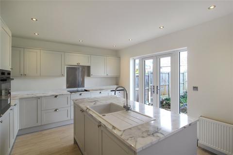 3 bedroom bungalow for sale, Hudson Crescent, Leigh-on-Sea, Essex, SS9