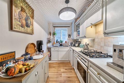 2 bedroom apartment for sale, Queens Walk, Ealing