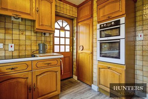 3 bedroom detached bungalow for sale, Elmfield Drive, Brandesburton, Driffield
