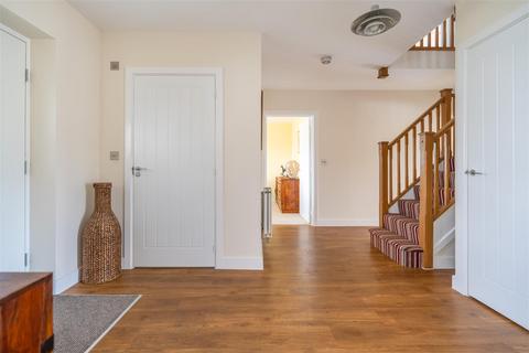 21 Augustus Avenue, Keynsham, Bristol, BS31 2FH