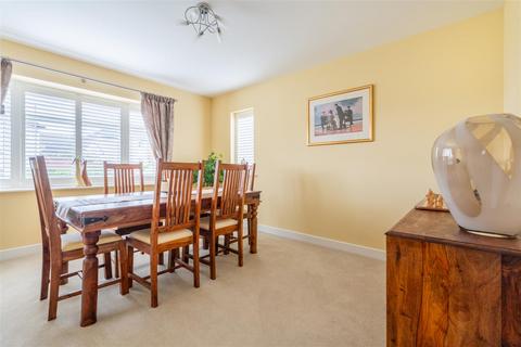 21 Augustus Avenue, Keynsham, Bristol, BS31 2FH