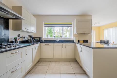 21 Augustus Avenue, Keynsham, Bristol, BS31 2FH