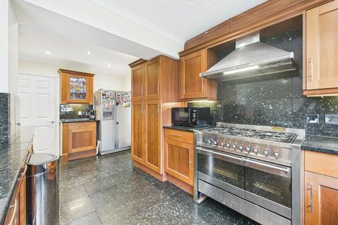 6 bedroom detached house for sale, Windmill Hill, Ruislip HA4