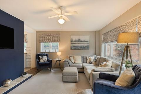 undefined, Beautifully Renovated Home in Weybourne