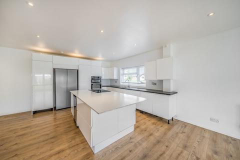 4 bedroom detached house for sale, Potter Street, Northwood