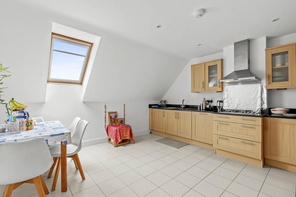 9 Bisham House, SL7 1 FQ (LOW RES)-9