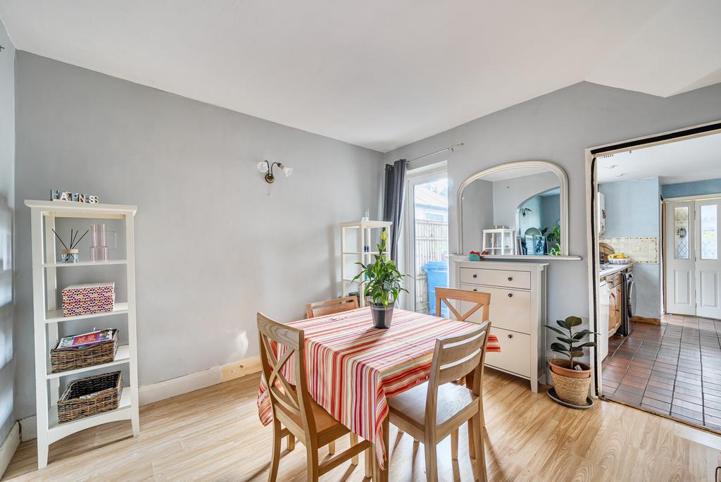 1362319-10-68e7e7...