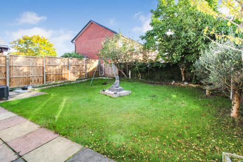 undefined, Griffon Close,  Farnborough, GU14