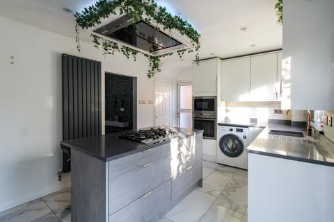 undefined, Griffon Close,  Farnborough, GU14