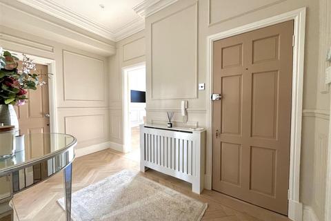 2 bedroom apartment for sale, Heald Road, Bowdon, Altrincham