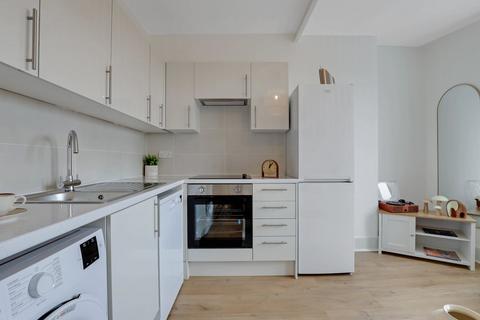 2 bedroom apartment for sale, Old Kent Road, London, SE1