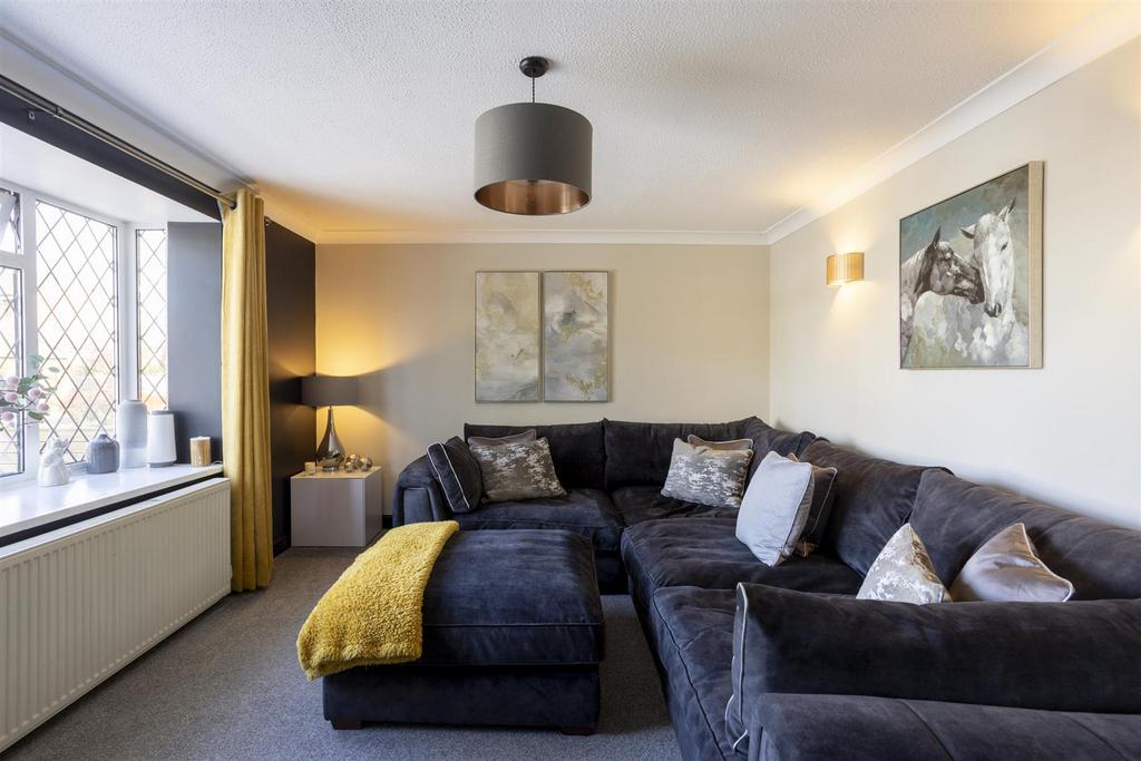3 Keble Park South 3.jpg
