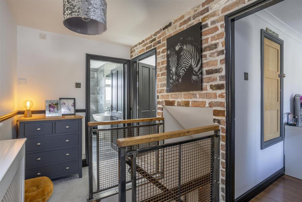3 Keble Park South 9.jpg