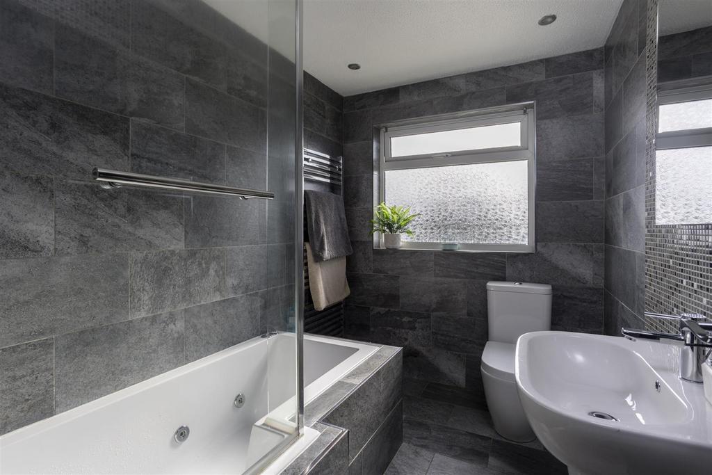 3 Keble Park South 5.jpg