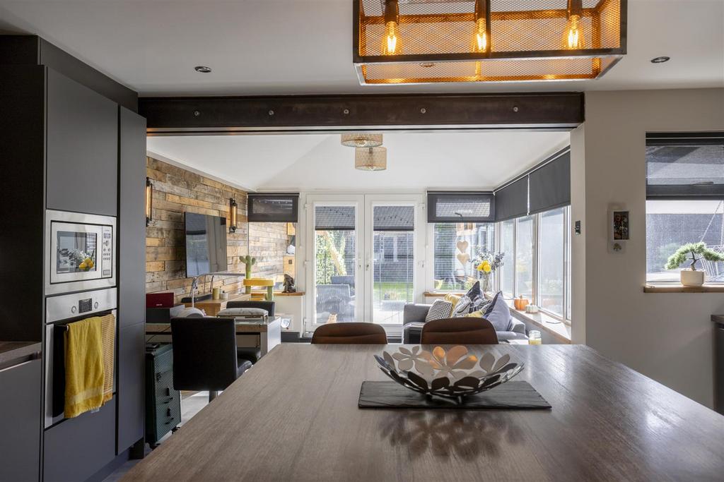 3 Keble Park South 16.jpg
