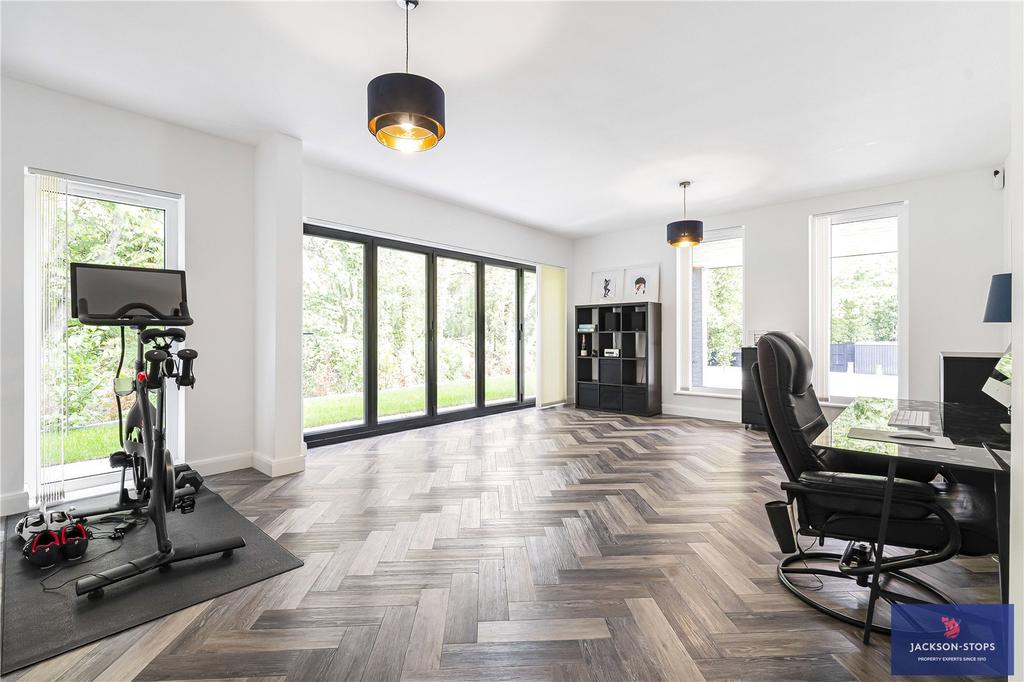 Gym/Studio