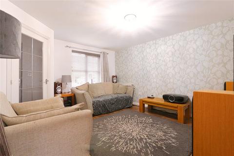 3 bedroom semi-detached house to rent, Woodhouses Avenue, Manchester M34