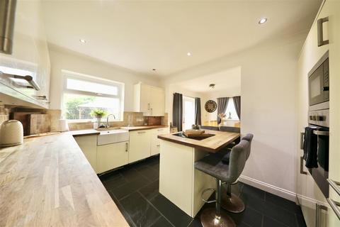 5 bedroom semi-detached house for sale, Grange Road, Thorngumbald, Hull