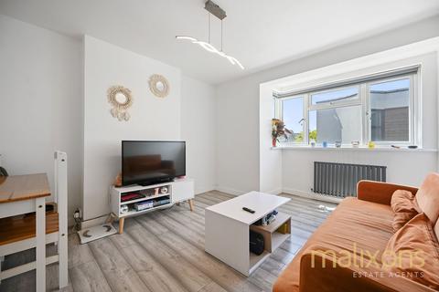 1 bedroom flat for sale, Upper Tooting Road, London SW17