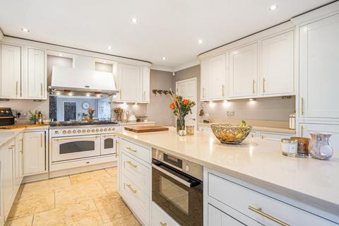 6 bedroom detached house for sale, Upper Chobham Road, Camberley GU15