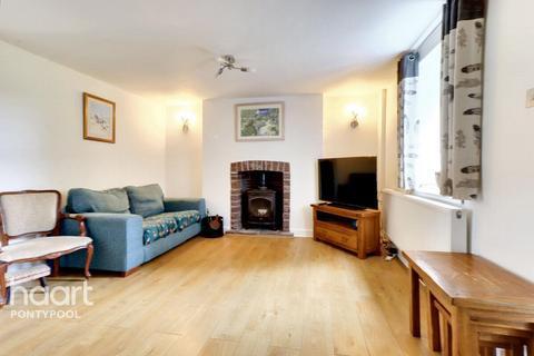 undefined, Manor Road, Pontypool