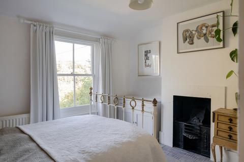 199 Manor Road, Chigwell, IG7 4JY