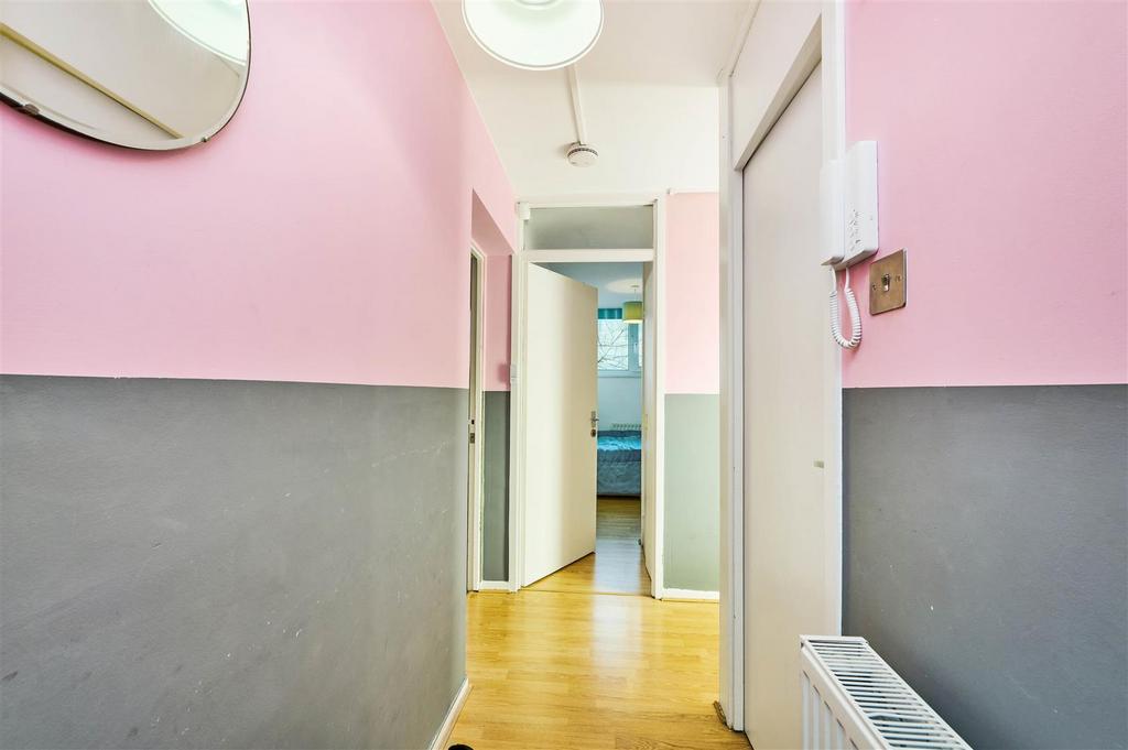 Eden Harper - Glanville Road  SW2 5 DF 4.jpg