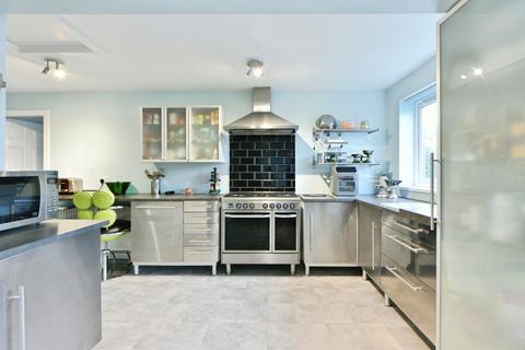 undefined, Ardenfield, Manchester M34