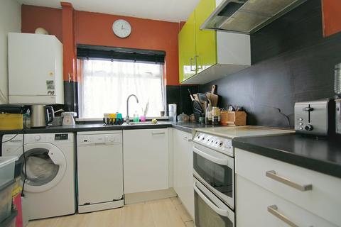 3 bedroom semi-detached house for sale, Ferndown Green, Little Horton, Bradford, BD5