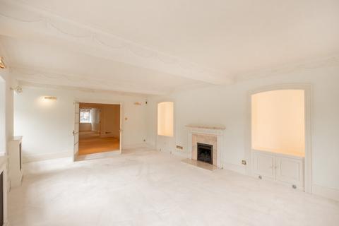 6 bedroom detached house to rent, Rohais Manor, St Andrew, Guernsey, Channel Islands