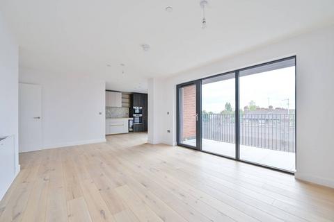 3 bedroom flat for sale, 3-27 Wilcox Road, London SW8