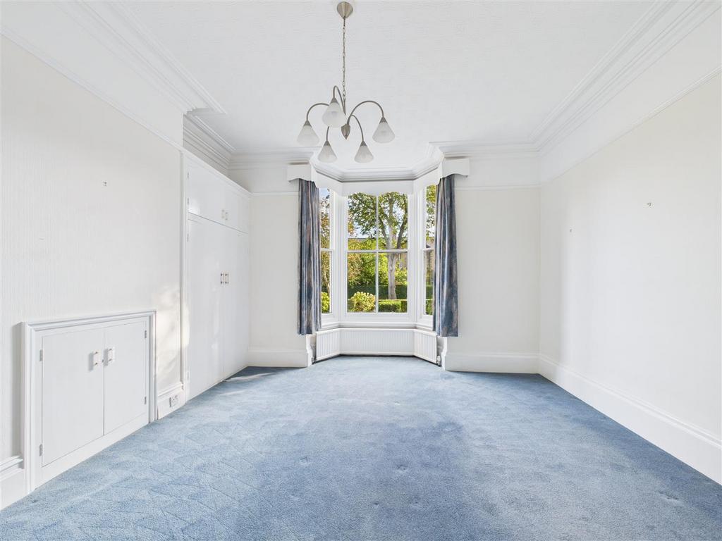 CAM05193 G0-PR0054-STILL010.jpg