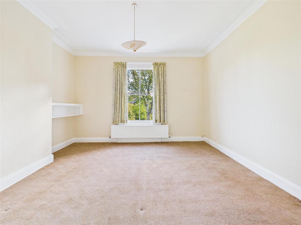 CAM05193 G0-PR0054-STILL019.jpg