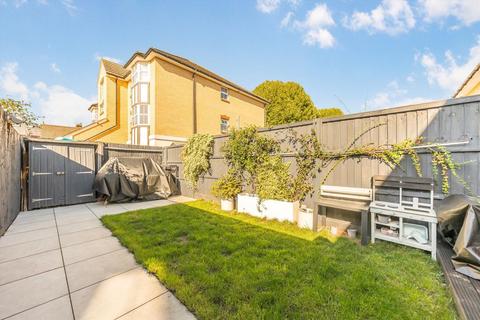 2 bedroom house for sale, Shire Place, London SW18
