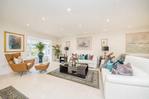 undefined, Cotswold Close, Kingston Upon Thames KT2