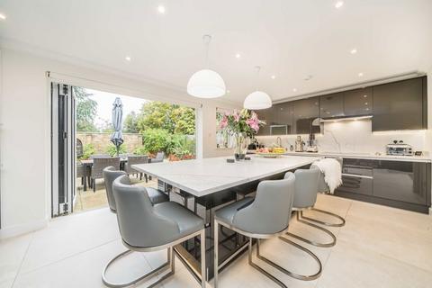 undefined, Cotswold Close, Kingston Upon Thames KT2