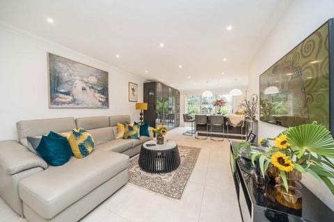 undefined, Cotswold Close, Kingston Upon Thames KT2