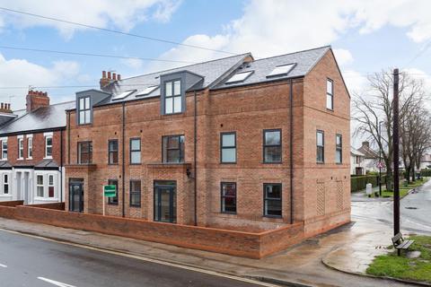 2 bedroom flat to rent, Glen House, Hawthorn Grove, York