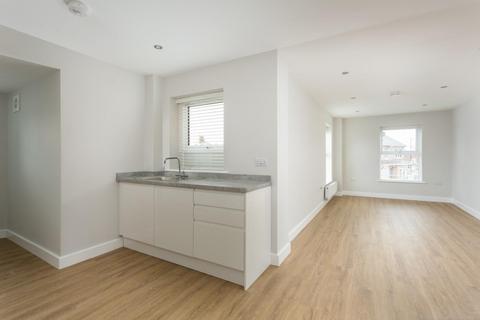 2 bedroom flat to rent, Glen House, Hawthorn Grove, York